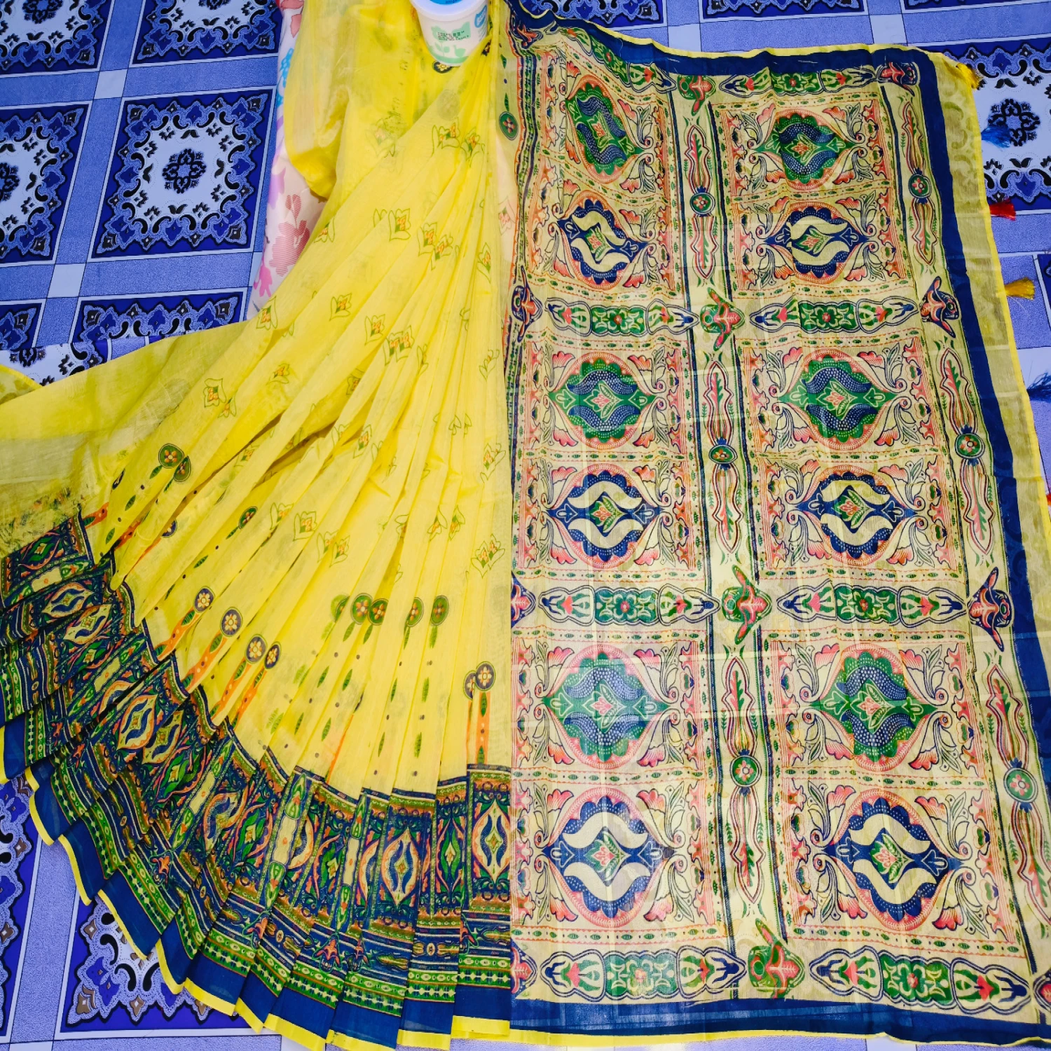 কাপল ড্রেস কালেকশনে