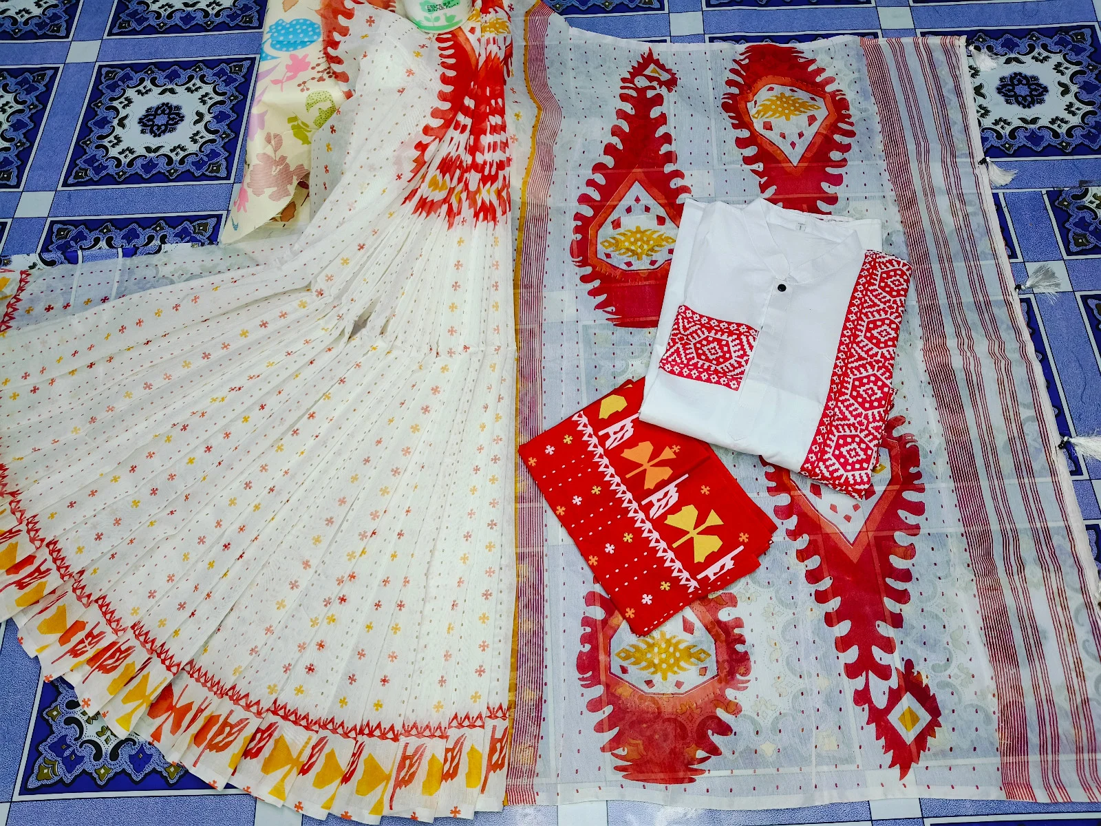 কাপল ড্রেস সেট