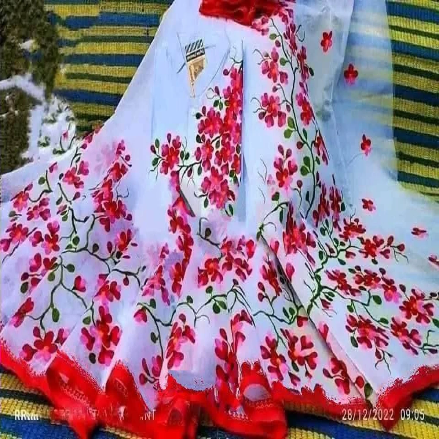 হ্যান্ড প্রিন্ট কাপল সেট