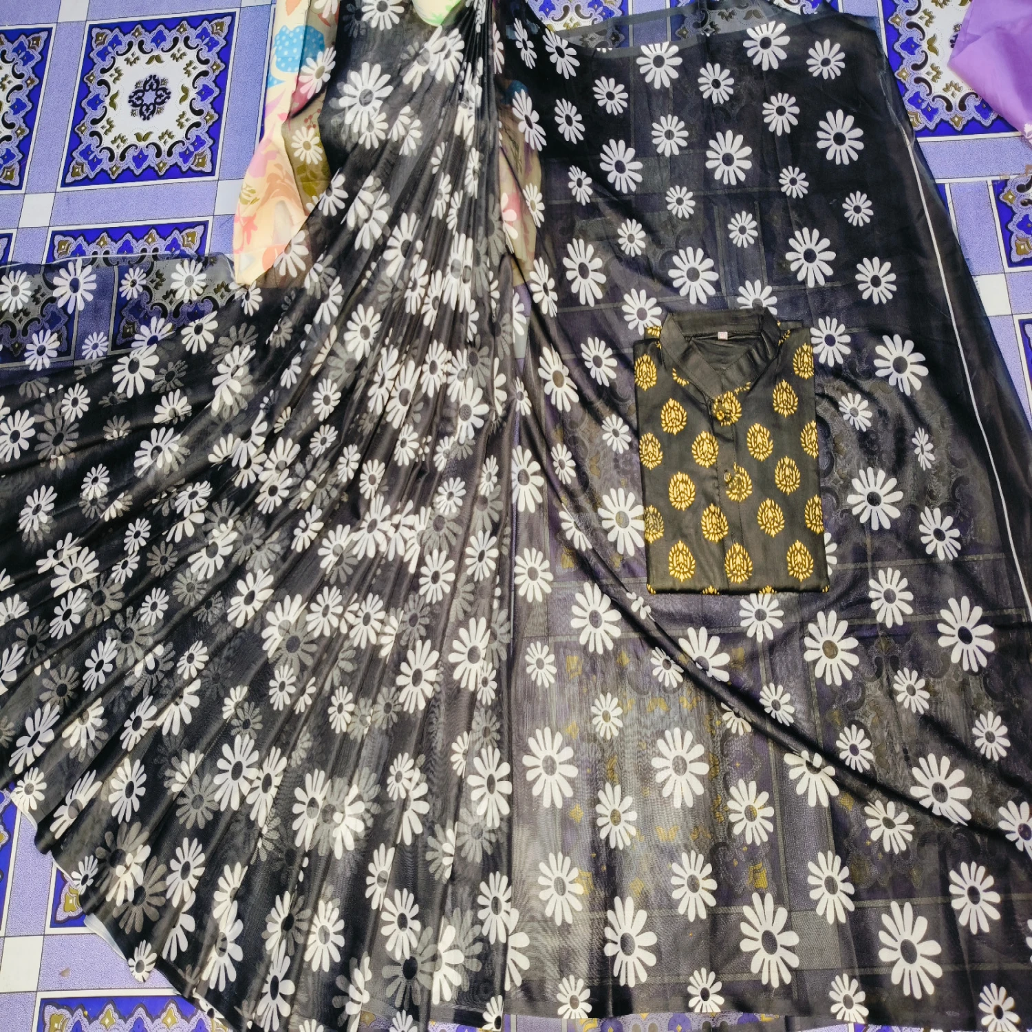 কাপল ড্রেস কালেকশন