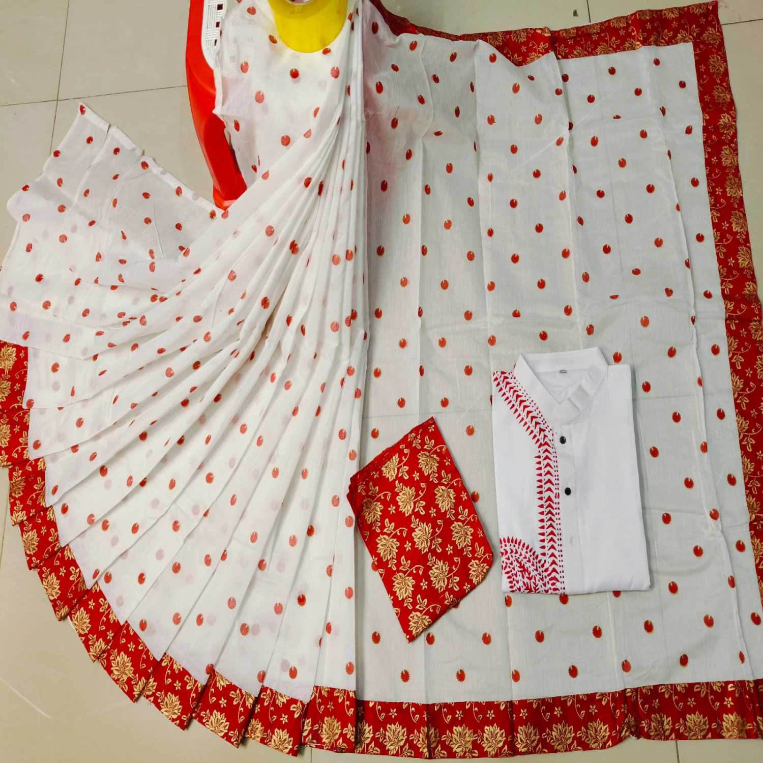 প্রিমিয়াম রেশম সিল্ক শাড়ি