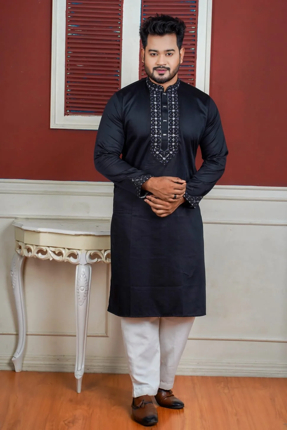 প্রিমিয়াম কট সিকুয়েন্স এম্ব্রয়ডারি পাঞ্জাবি